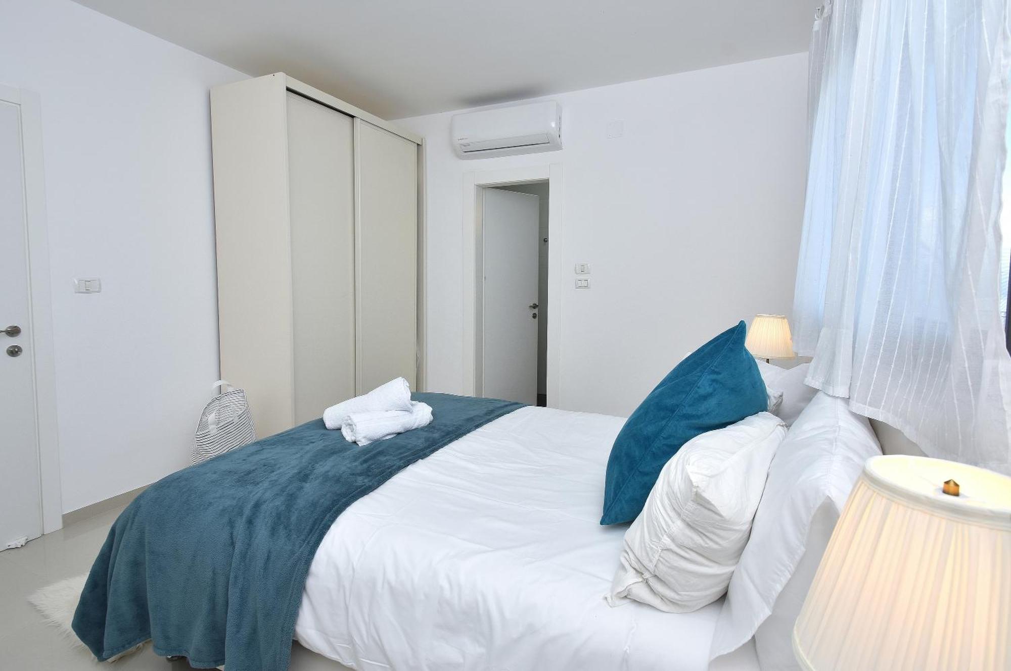 טבריה Ariston Luxury Garden Apartment With A Pool מראה חיצוני תמונה
