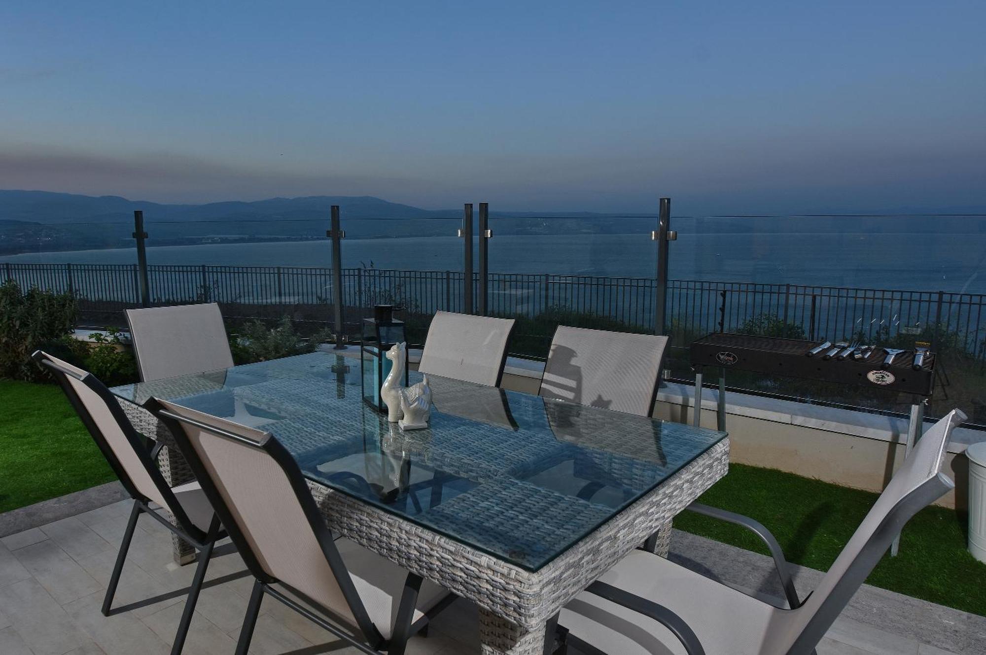 טבריה Ariston Luxury Garden Apartment With A Pool מראה חיצוני תמונה
